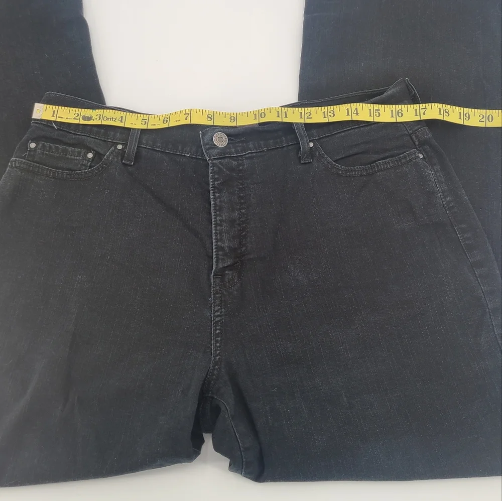 Levi's 512 Black Perfectly Slimming Boot Cut Jeans, multi pockets, women 16long - Picture 6 of 9